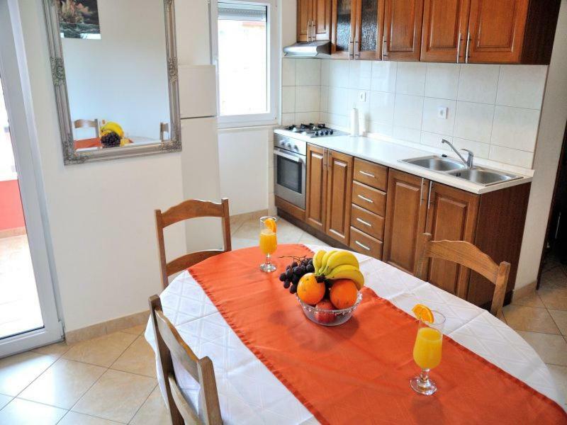 Apartments Mira ロゴズニッツァ エクステリア 写真