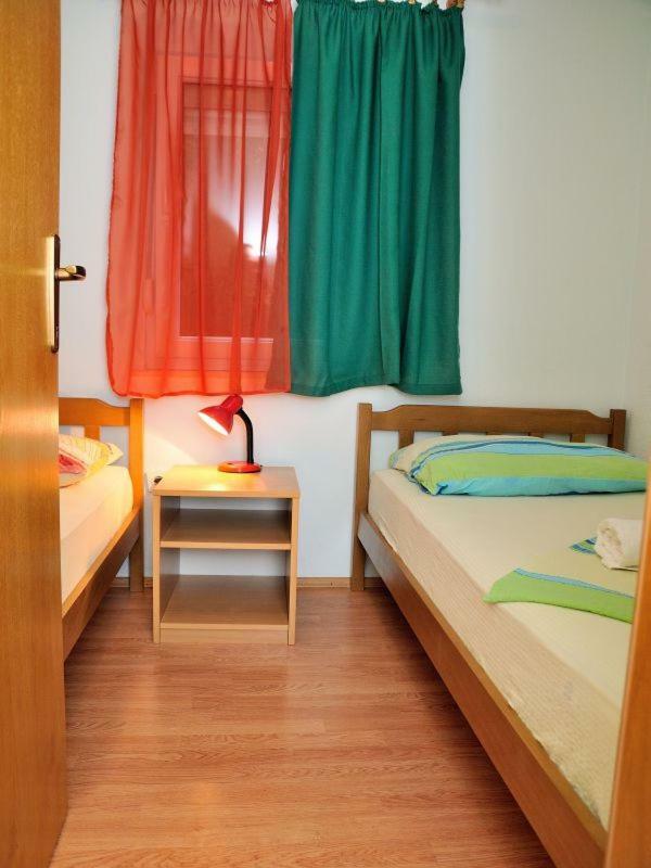 Apartments Mira ロゴズニッツァ エクステリア 写真
